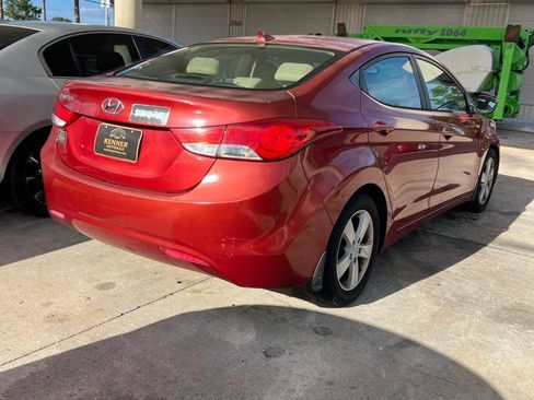 Used 2013 Hyundai Elantra GLS w/ Preferred Pkg FWD image 4