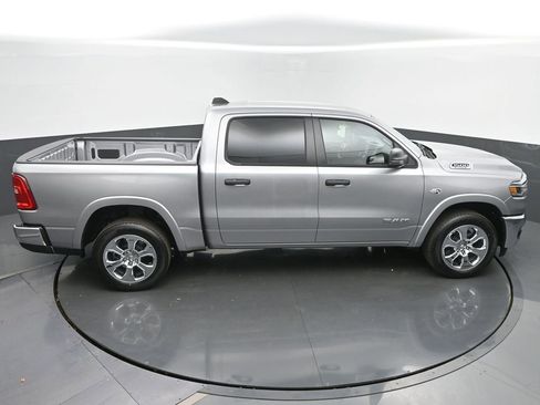 New 2026 RAM 1500 4x4 Crew Cab image 43