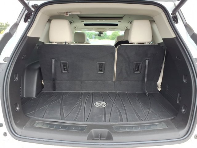 Used 2023 Buick Enclave Essence w/ Experience Buick Package AWD/4WD image 30