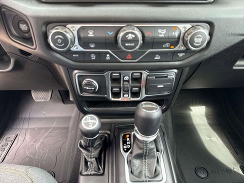 New 2026 Jeep Gladiator Sport image 26