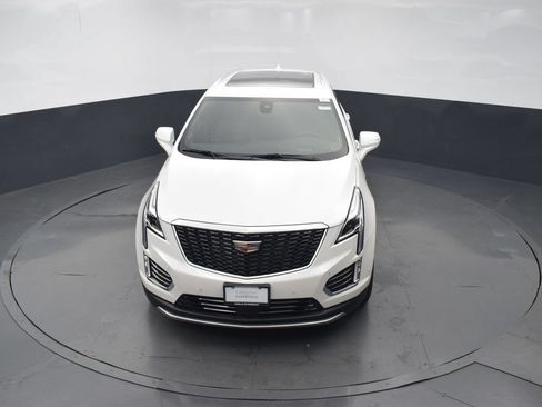 New 2026 Cadillac XT5 Premium Luxury w/ Driver Assist Package AWD/4WD image 39