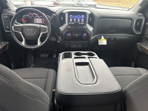 Used 2021 Chevrolet Silverado 1500 RST image 19