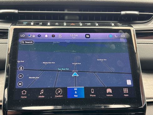 Used 2023 Jeep Grand Cherokee 4WD 4xe w/ Luxury Tech Group II image 13