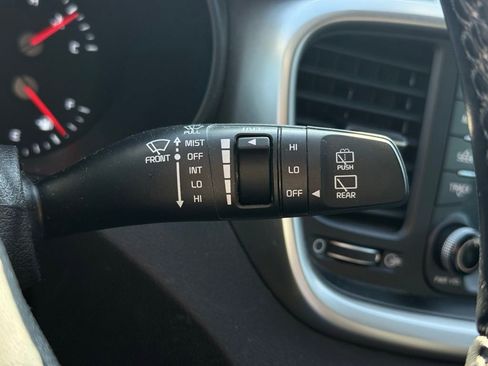 Certified 2018 Kia Sorento LX w/ LX V6 Convenience Package image 28