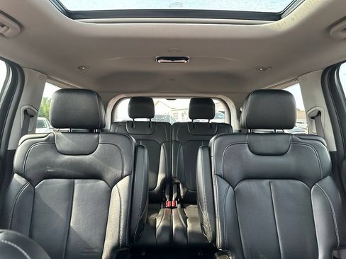Used 2022 Jeep Grand Cherokee L Limited w/ Luxury Tech Group II AWD/4WD image 36