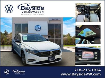 Certified 2021 Volkswagen Jetta R-Line w/ R-Line Cold Weather Package