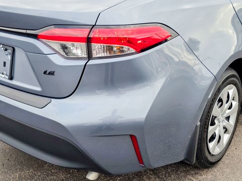 Used 2025 Toyota Corolla LE image 23