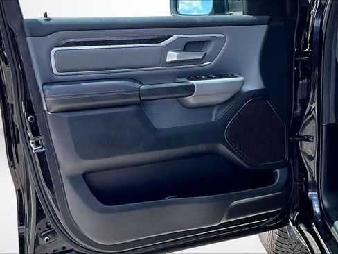 Used 2020 RAM 1500 Big Horn AWD/4WD image 25