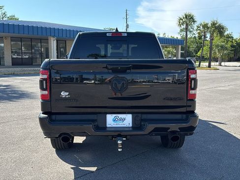 Used 2023 RAM 1500 Laramie AWD/4WD image 5