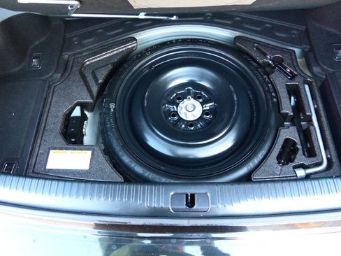 Used 2018 Lexus IS 300 F Sport w/ F Sport Package image 45