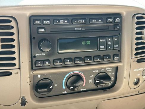 Used 2003 Ford F150 XL RWD image 22