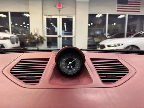 Used 2021 Porsche 911 GT3 RS image 39