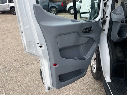 Used 2019 Ford Transit 150 XLT image 13