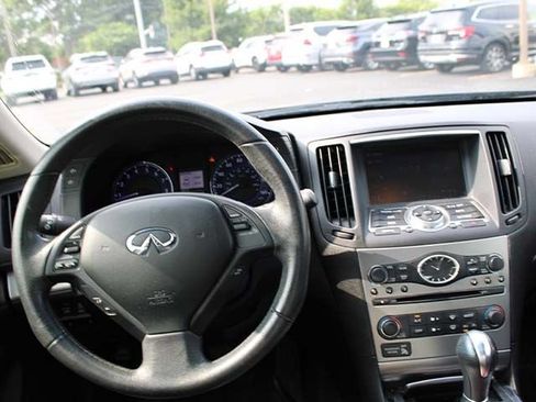Used 2012 INFINITI G37 x Sedan w/ Premium Pkg AWD/4WD image 11