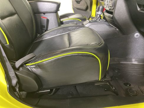 Used 2023 Jeep Wrangler Unlimited w/ Cold Weather Group image 23