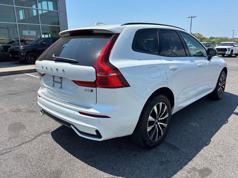 Used 2025 Volvo XC60 B5 Core w/ Protection Package Premier AWD/4WD image 3