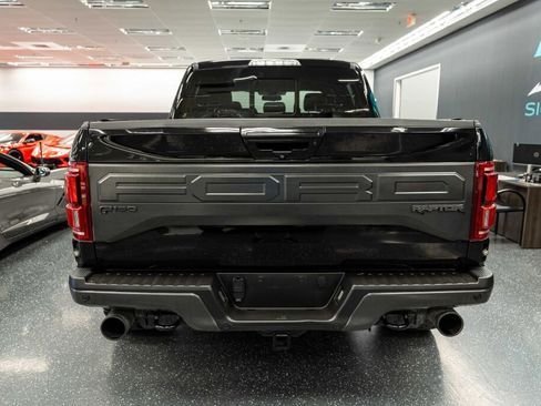 Used 2018 Ford F150 Raptor w/ Equipment Group 802A Luxury image 7