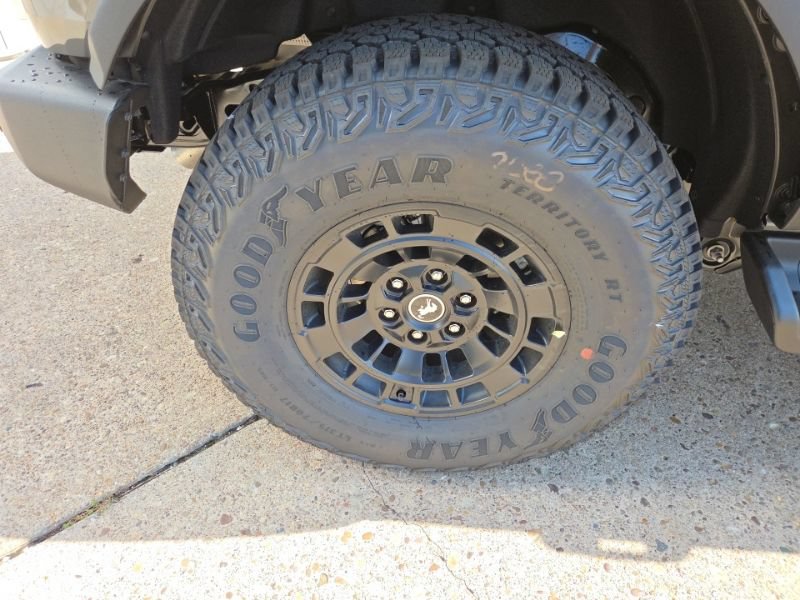 New 2026 Ford Bronco Outer Banks w/ Sasquatch Package AWD/4WD image 9
