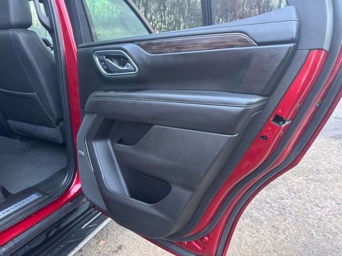 Used 2021 Chevrolet Tahoe LT w/ LT Signature Package image 34