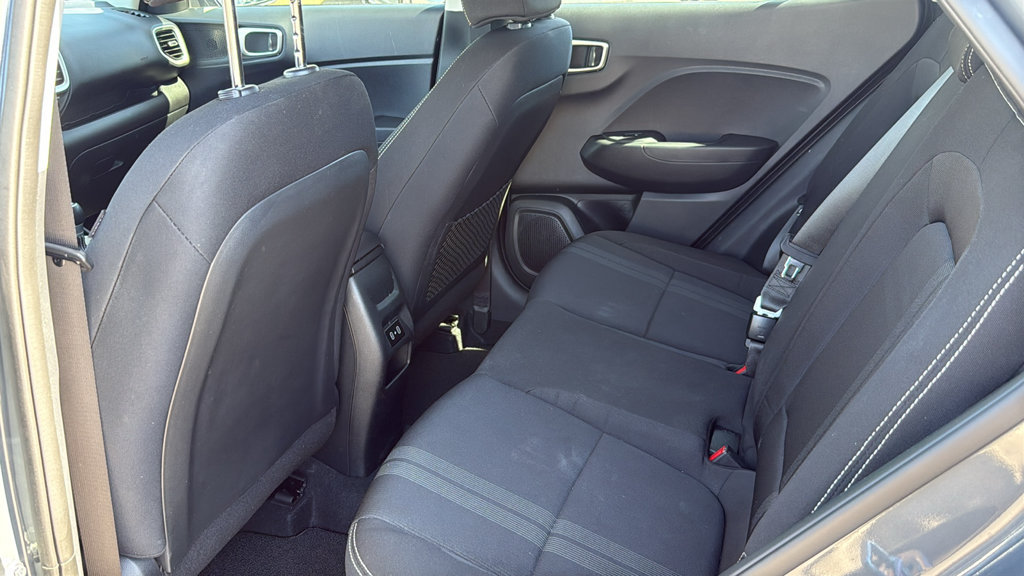 Used 2026 Hyundai Venue SEL FWD image 11