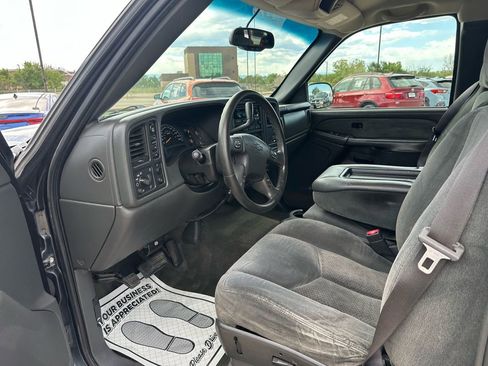 Used 2003 Chevrolet Silverado 1500 LS w/ Off-Road Package AWD/4WD image 33