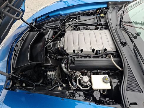 Used 2015 Chevrolet Corvette Stingray Coupe w/ 3LT Preferred Equipment Group image 29