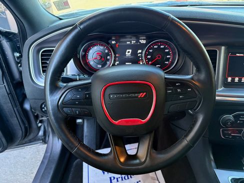 Used 2019 Dodge Charger SXT w/ Cold Weather Package image 30