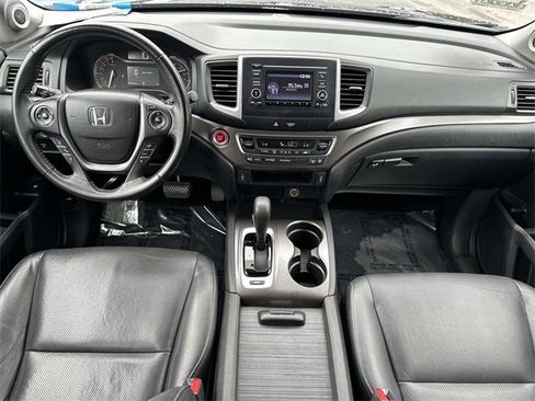 Certified 2017 Honda Ridgeline RTL image 16
