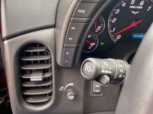 Used 2007 Chevrolet Corvette Convertible w/ Preferred Equipment Group image 29