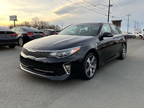 Used 2018 Kia Optima SX w/ Technology Package image 3