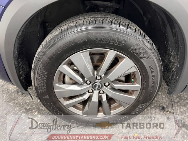 Used 2025 Nissan Pathfinder SV FWD image 21