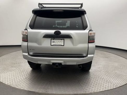 Used 2021 Toyota 4Runner Venture AWD/4WD image 3