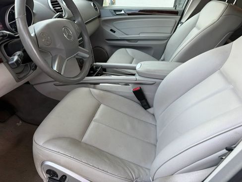 Used 2012 Mercedes-Benz GL 450 4MATIC image 5