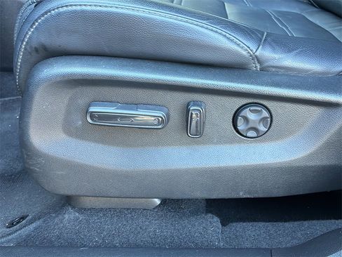 Used 2021 Honda CR-V Touring image 14