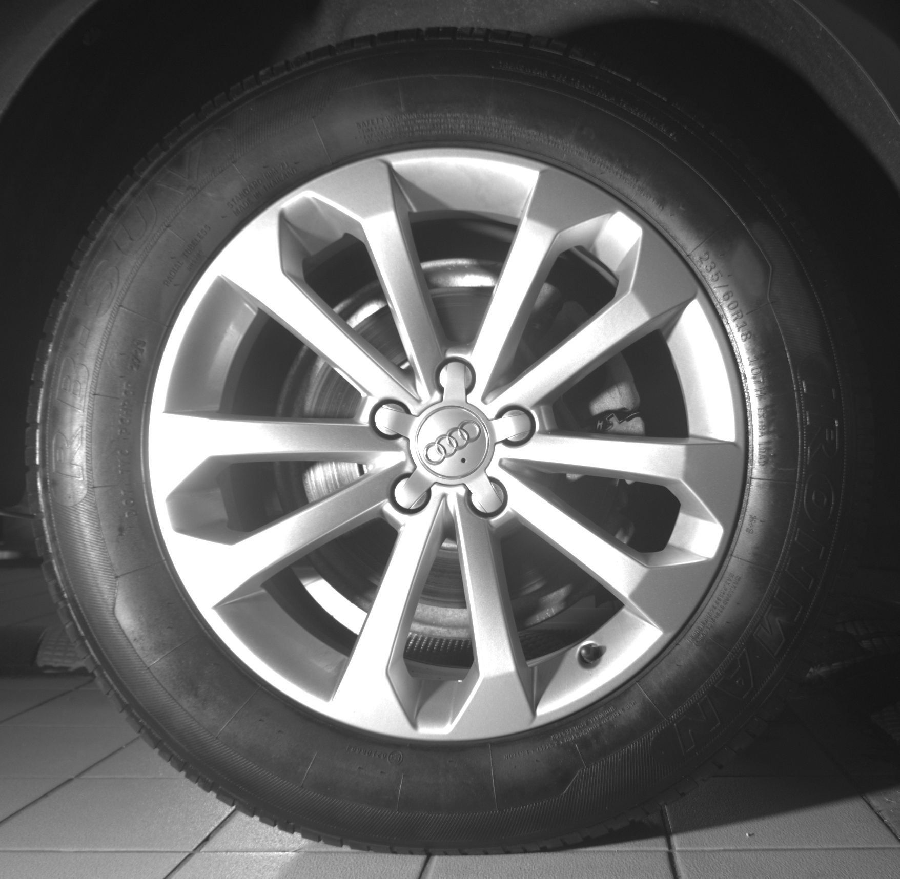 Used 2015 Audi Q5 2.0T Premium Plus w/ Technology Package AWD/4WD image 32
