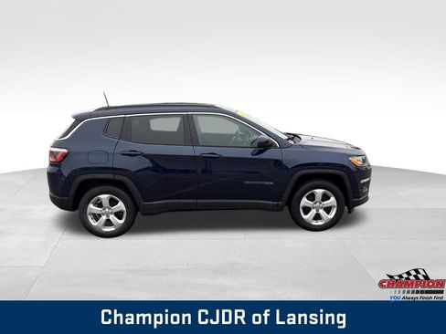 Used 2018 Jeep Compass Latitude w/ Cold Weather Group image 12