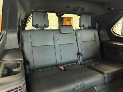Used 2024 Toyota Sequoia Platinum AWD/4WD image 62