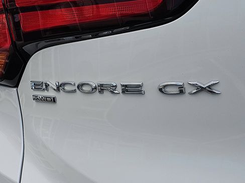 Used 2021 Buick Encore GX Preferred w/ Cold Weather Comfort Package image 32