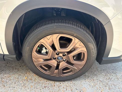 New 2025 Subaru Ascent Bronze Edition w/ Popular Package #2 image 4