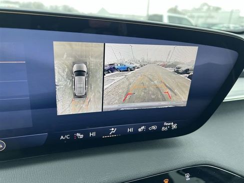 Certified 2025 Buick Enclave Preferred image 24