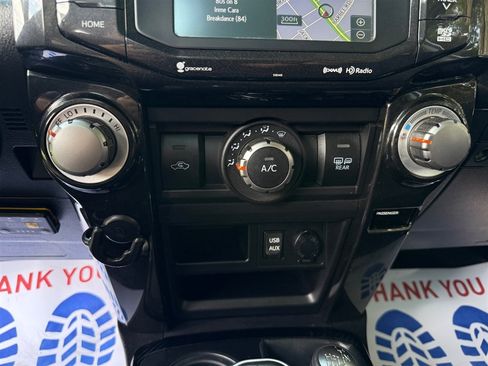Used 2018 Toyota 4Runner TRD Off-Road Premium AWD/4WD image 42