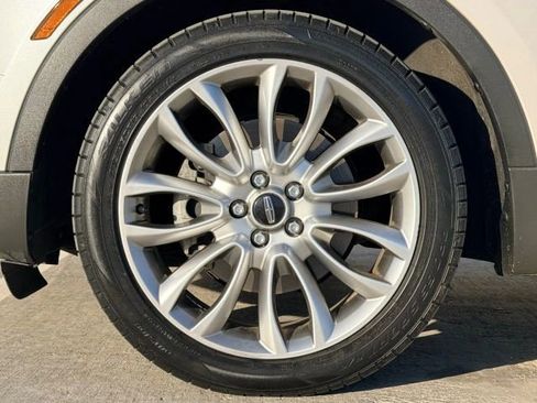 Used 2017 Lincoln MKC Reserve w/ Lincoln MKC Climate Package image 60