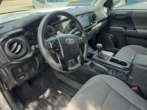 Used 2023 Toyota Tacoma SR AWD/4WD image 15