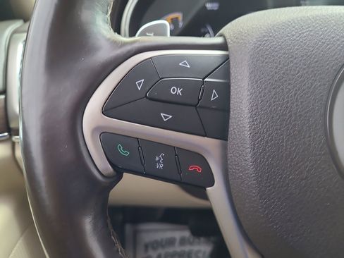 Used 2015 Jeep Grand Cherokee Overland w/ Advanced Technology Group image 15