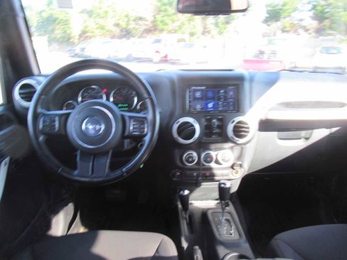 Used 2016 Jeep Wrangler Unlimited Sport w/ Quick Order Package 24S image 19