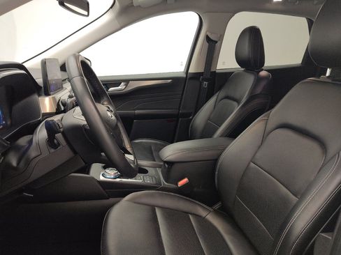 Used 2022 Ford Escape Titanium image 17