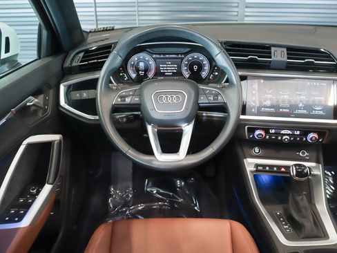 Used 2023 Audi Q3 2.0T Premium Plus w/ Premium Plus Package AWD/4WD image 18