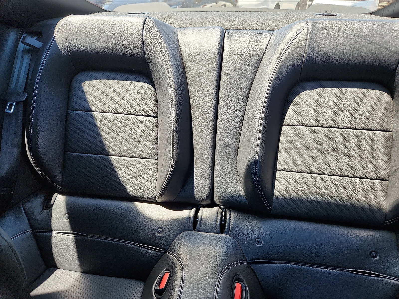 Certified 2021 Ford Mustang Coupe RWD image 12