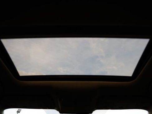 Used 2021 INFINITI Q50 Luxe w/ Seat & Sound Package image 23