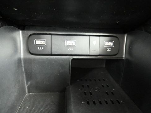 Used 2022 Kia Sorento SX image 26